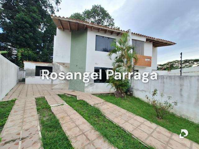 Casa en Parroquia Urbana San José, Valencia – 1