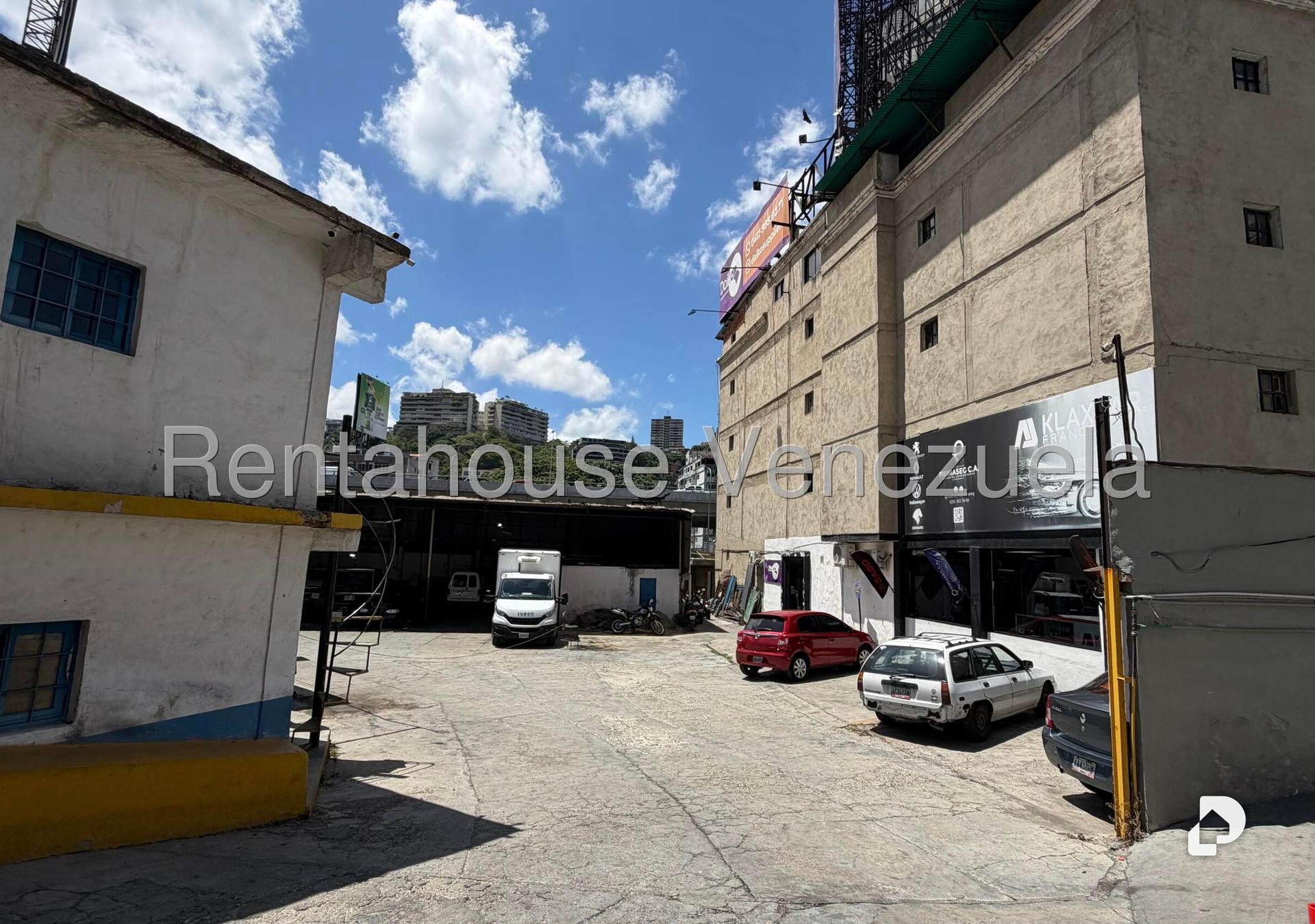 Galpón en Bello Monte, Caracas – 2