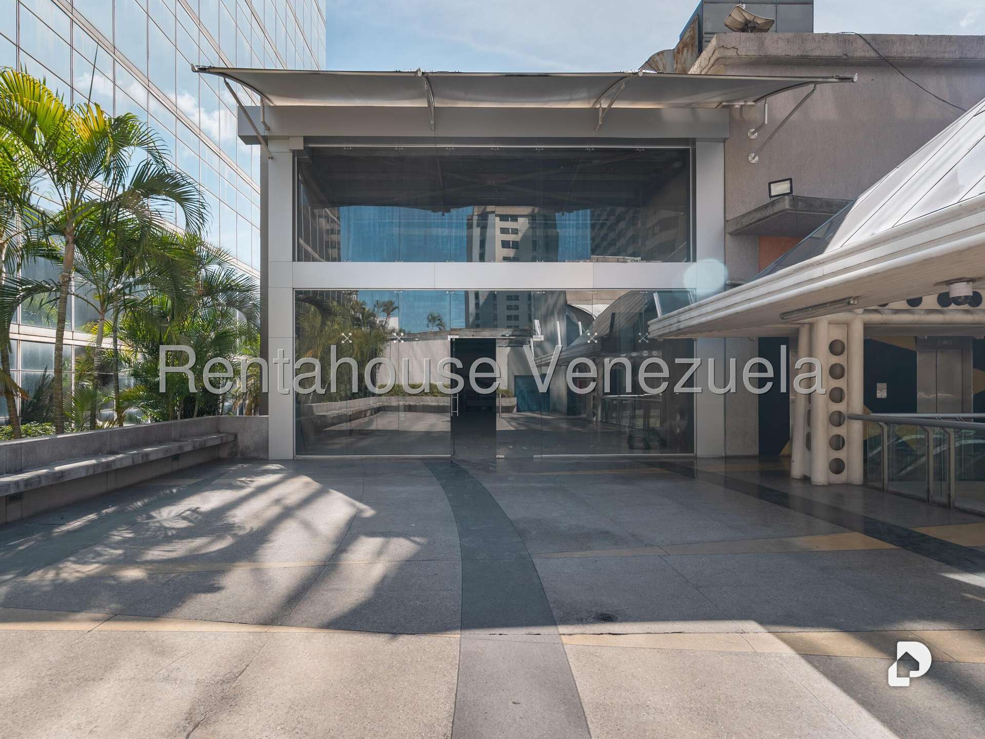 Local comercial en Sabana Grande, Caracas – 2
