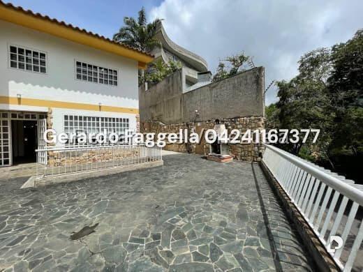 Casa en Urb. Miranda, Caracas – 4