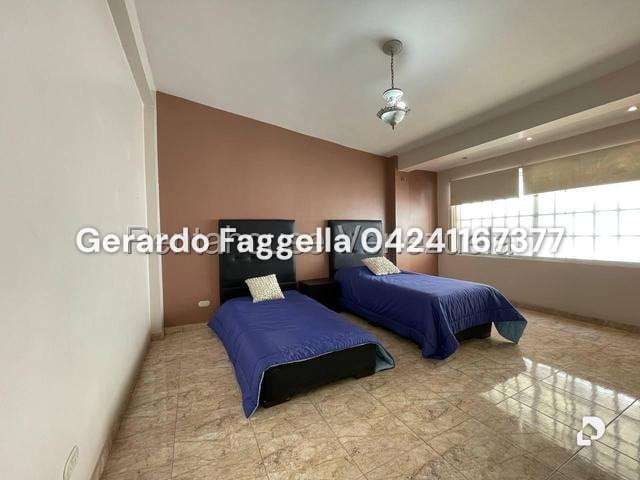 Casa en Urb. Miranda, Caracas – 22