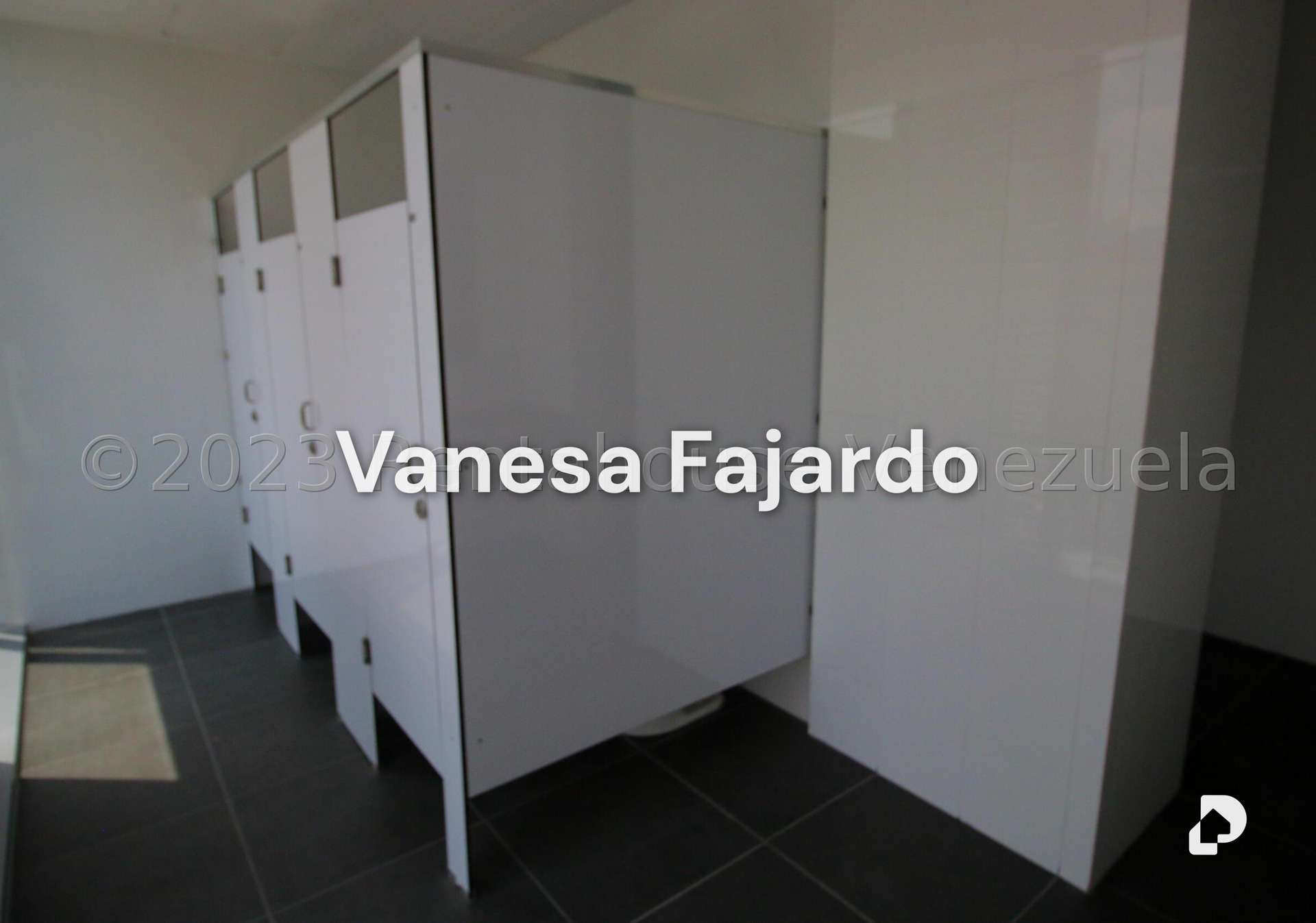 Oficina en Las Mercedes, Caracas – 14