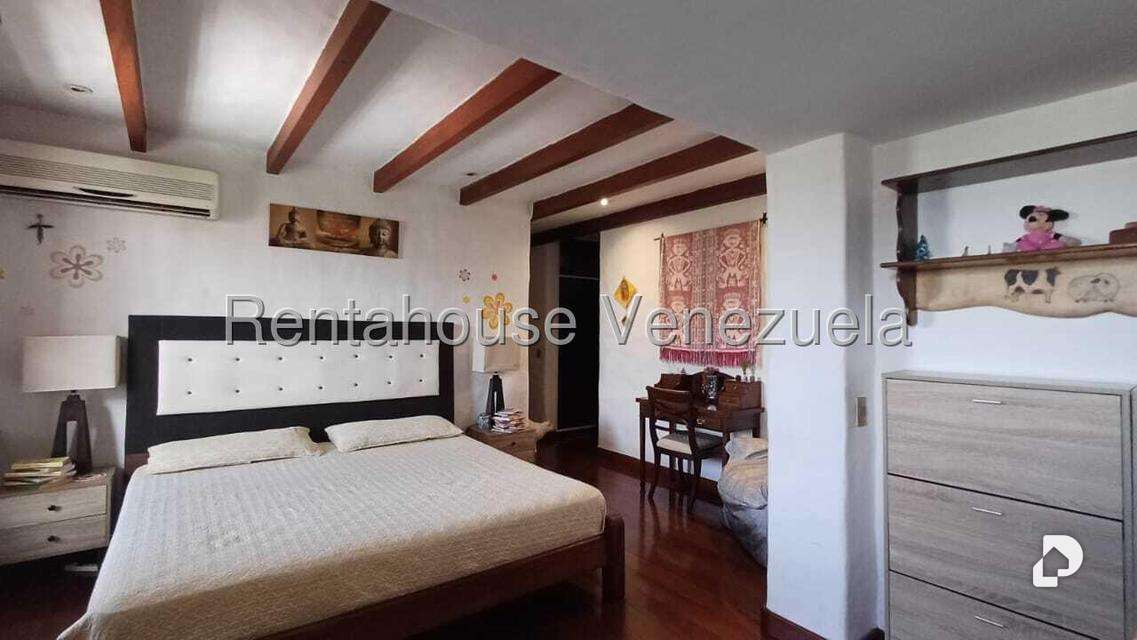 Apartamento en La Florida, Caracas – 10