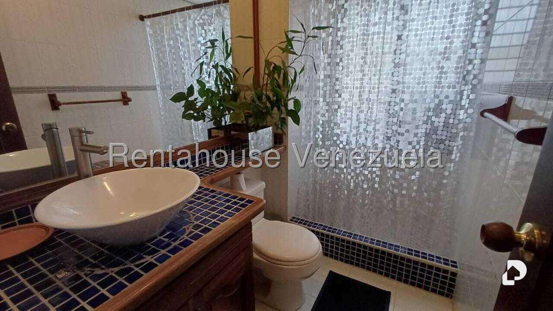 Apartamento en La Florida, Caracas – 8