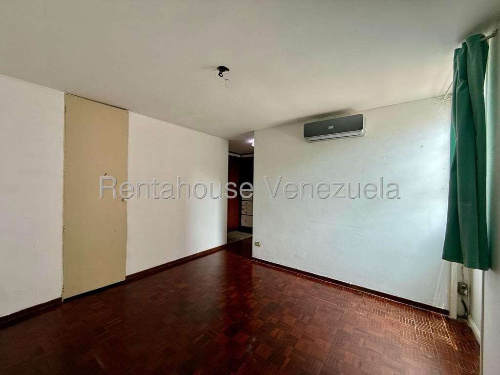 Apartamento en San Román, Caracas