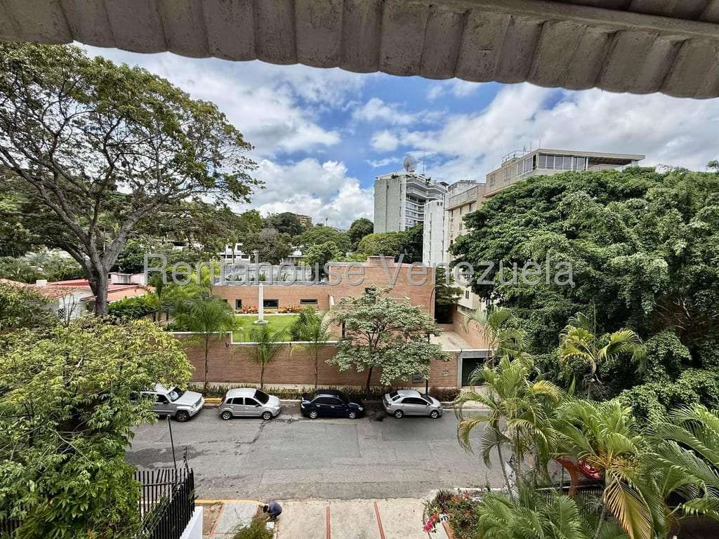 Apartamento en San Román, Caracas
