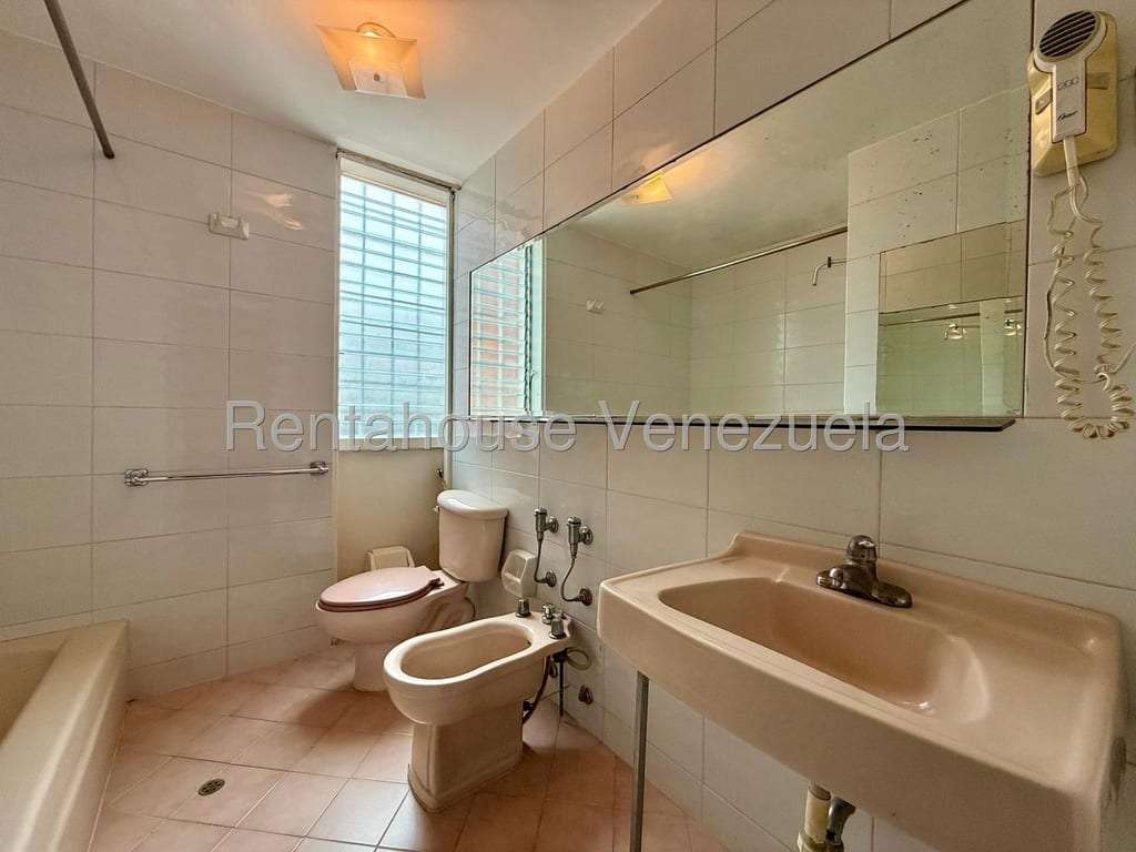 Apartamento en San Román, Caracas