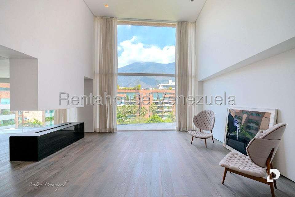 Apartamento en Campo Alegre, Caracas – 2