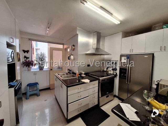 Apartamento en Campo Alegre, Caracas – 4