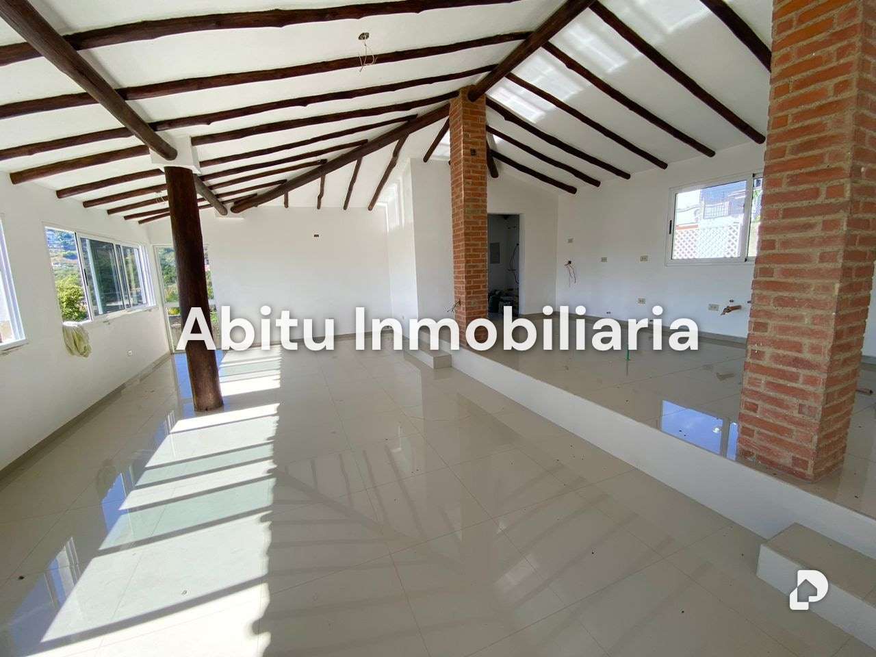 Casa en La Lagunita, Caracas – 15