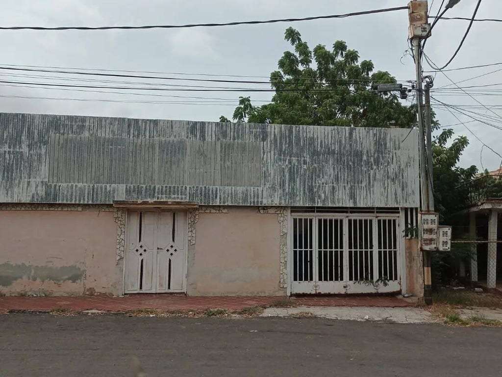 Galpón en Calle 81, Maracaibo - 1