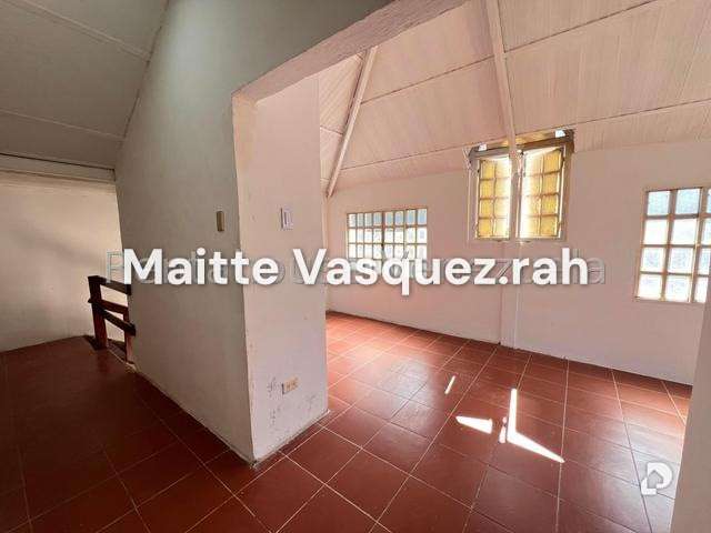 Casa en Urbanizacion Santa Rosalia, Cagua – 10