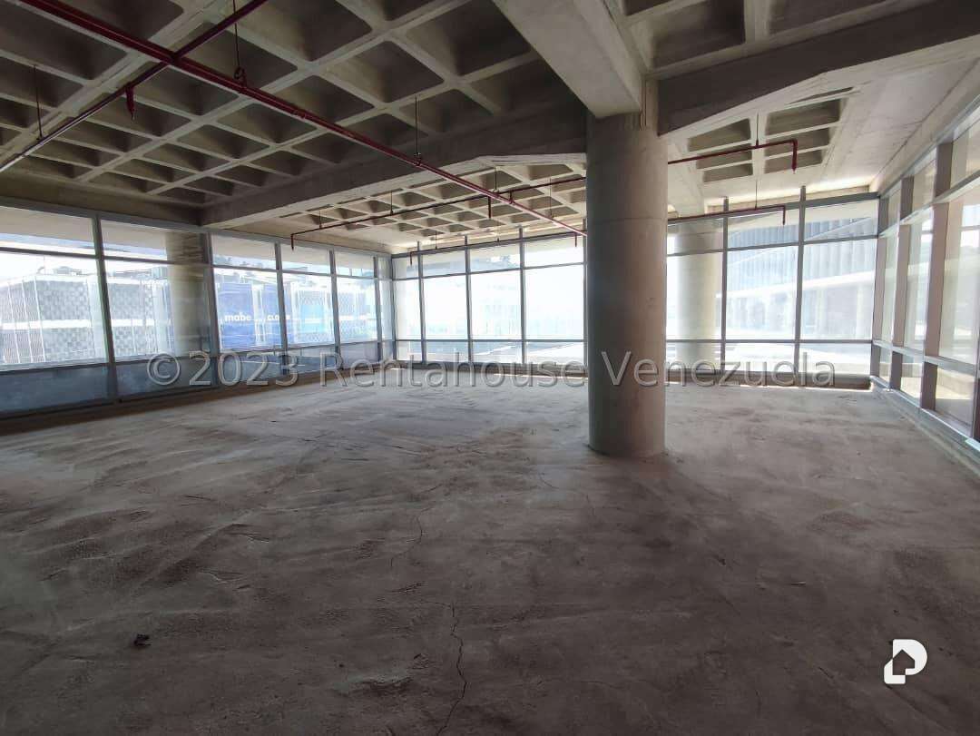 Local comercial en Boleíta Norte, Caracas – 12
