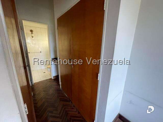 Casa en La Lagunita Country Club, Caracas – 35