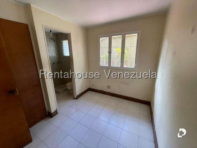 Casa en La Lagunita Country Club, Caracas – 16