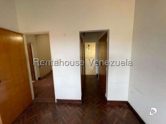 Casa en La Lagunita Country Club, Caracas – 34