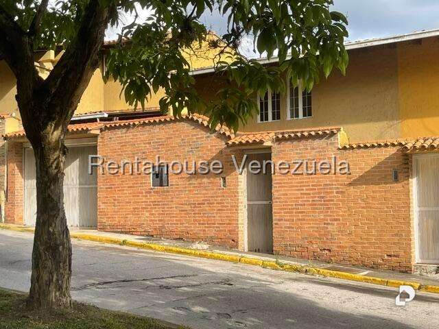 Casa en La Lagunita Country Club, Caracas – 2