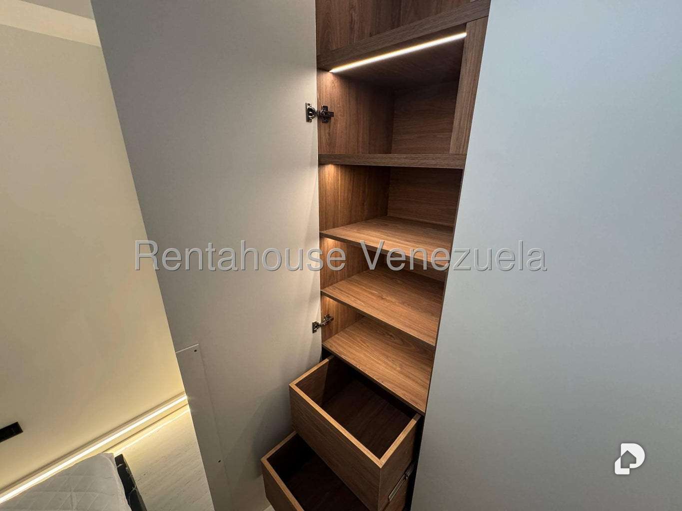 Apartment in Santa Fe Norte, Caracas – 31