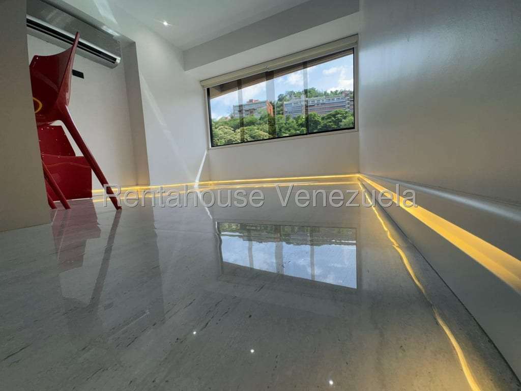 Apartamento en Santa Fe Norte, Caracas