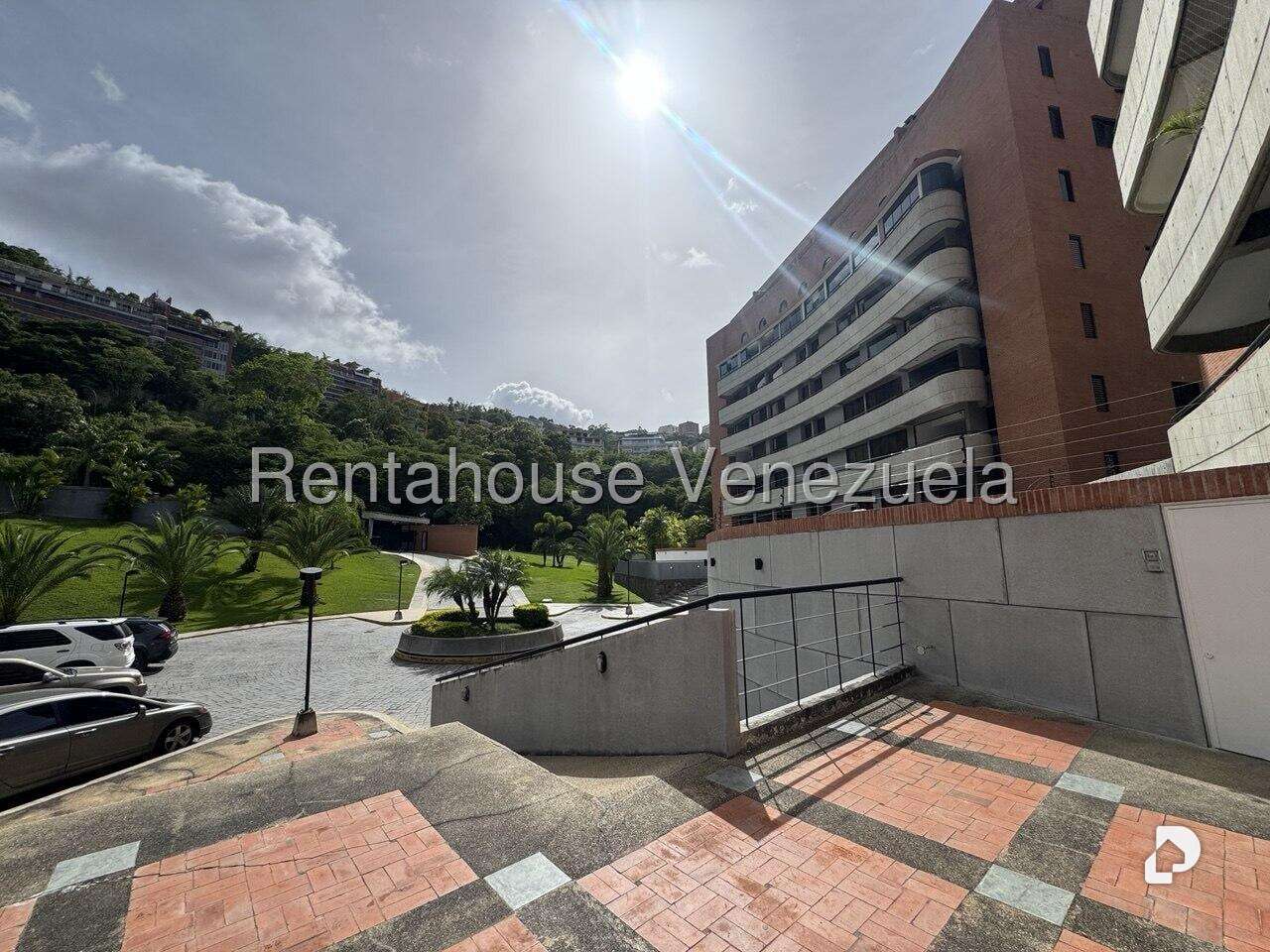Apartment in Santa Fe Norte, Caracas – 3