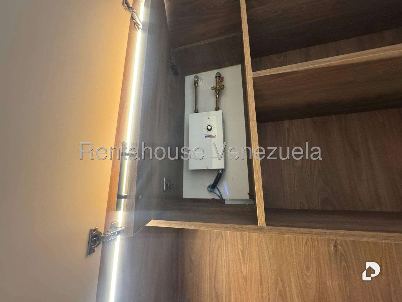 Apartment in Santa Fe Norte, Caracas – 28