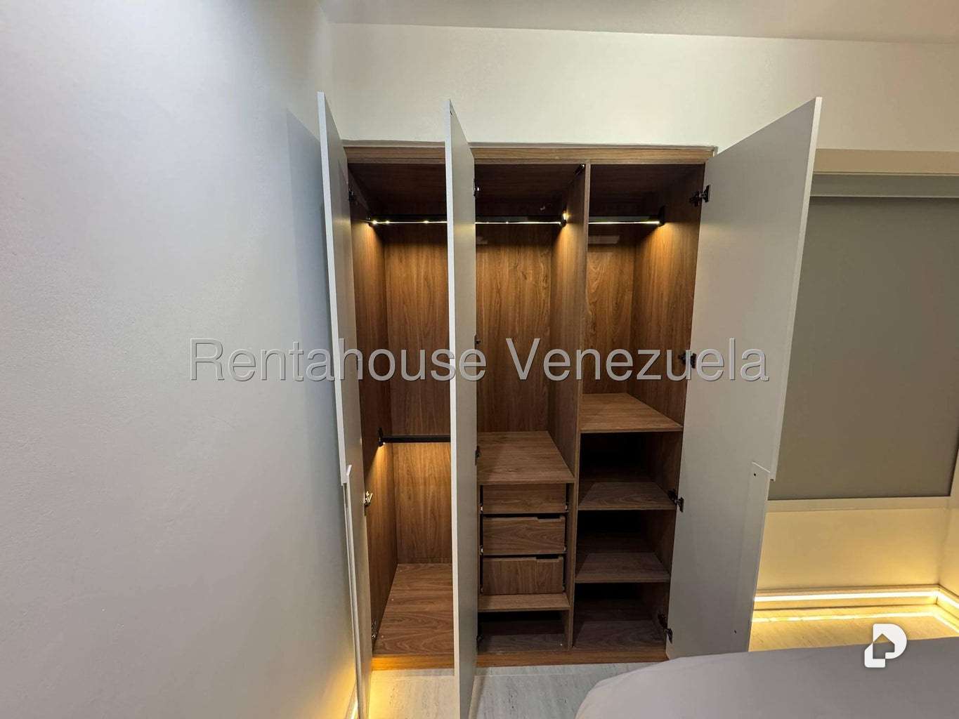 Apartment in Santa Fe Norte, Caracas – 52