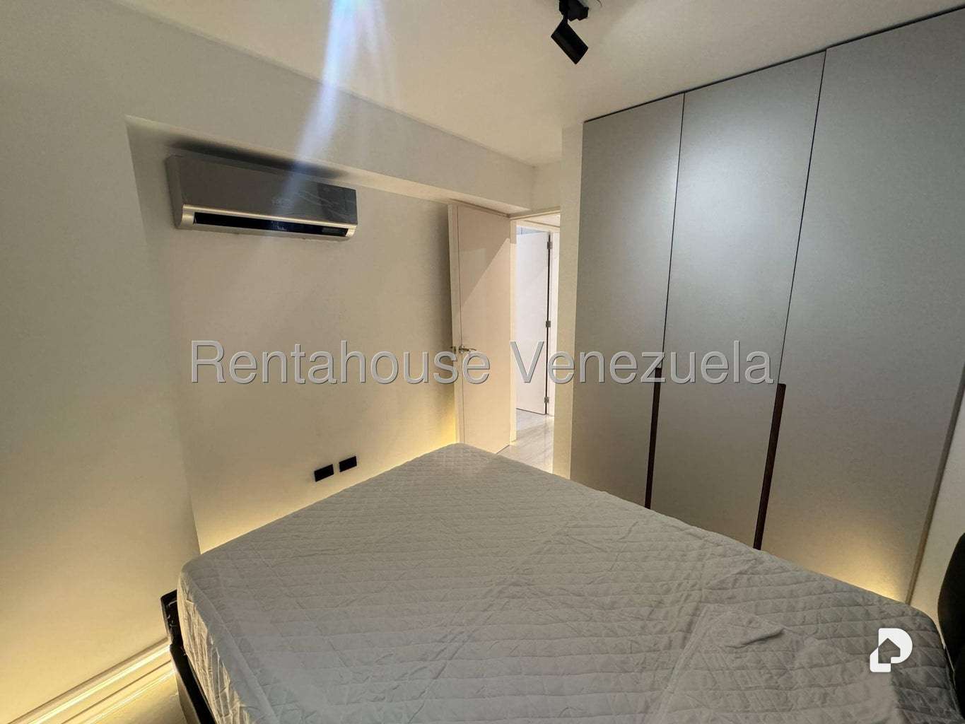 Apartment in Santa Fe Norte, Caracas – 35