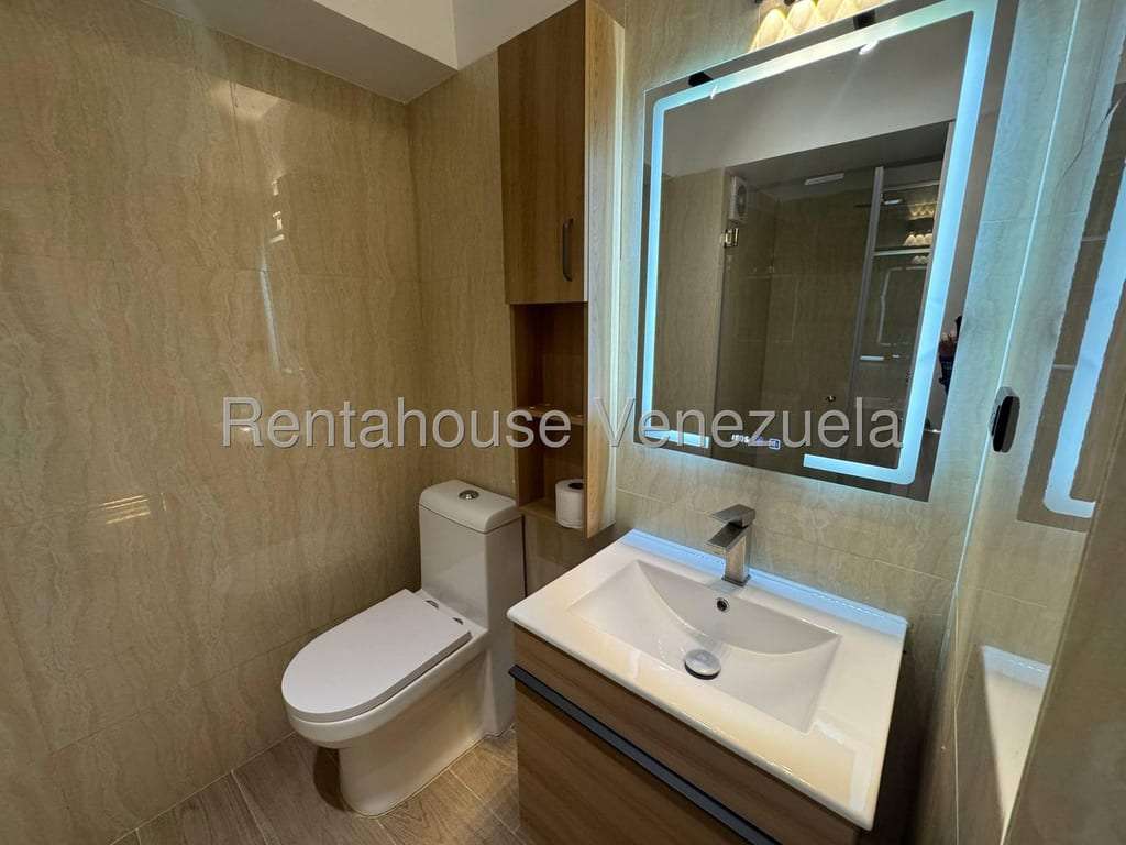 Apartamento en Santa Fe Norte, Caracas