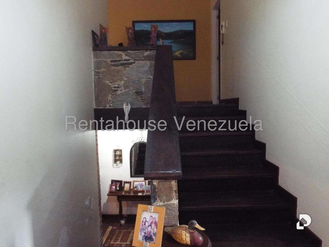 Casa en Loma Larga, Caracas – 11