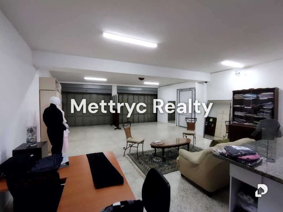 Local comercial en Av. Baralt, Caracas – 3