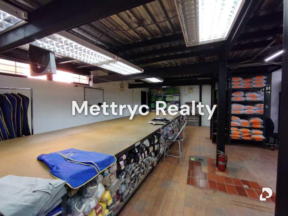 Local comercial en Av. Baralt, Caracas – 4