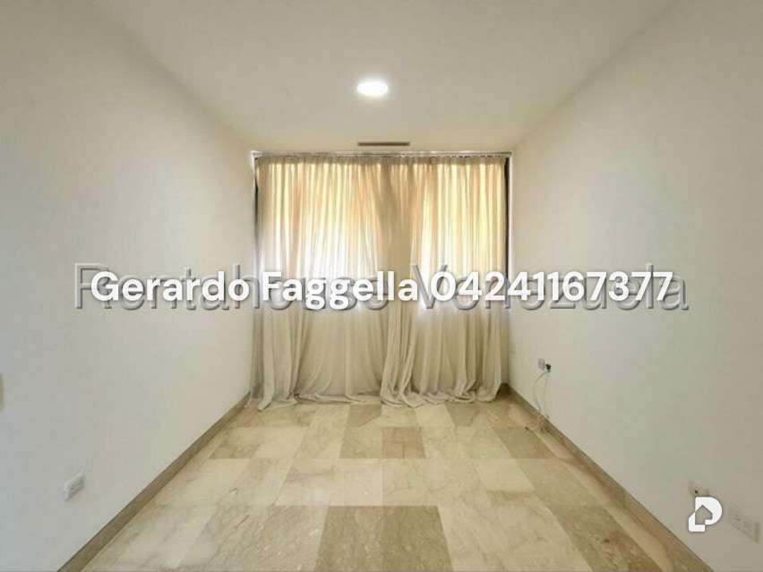 Apartamento en Lomas de La Alameda, Caracas – 13