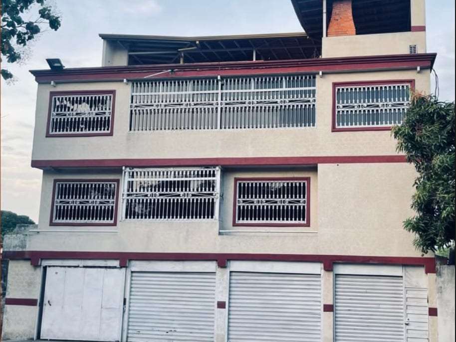 Edificio en Barinas - 1