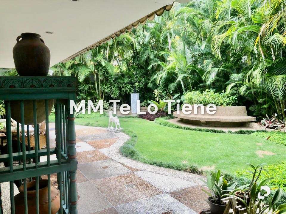House in Altamira, Caracas – 28