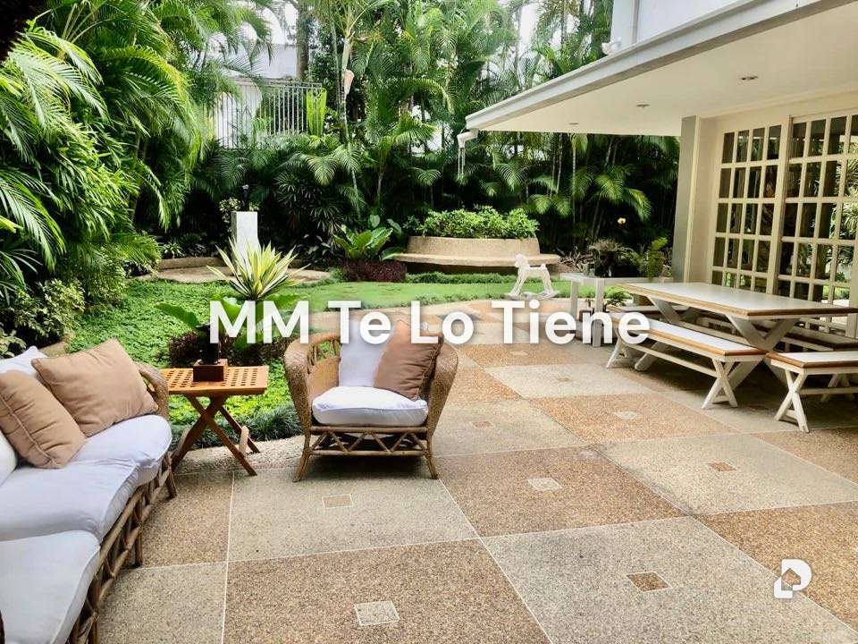 House in Altamira, Caracas – 30