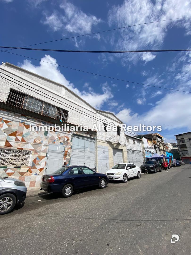 Local comercial en Prado de María, Caracas – 2