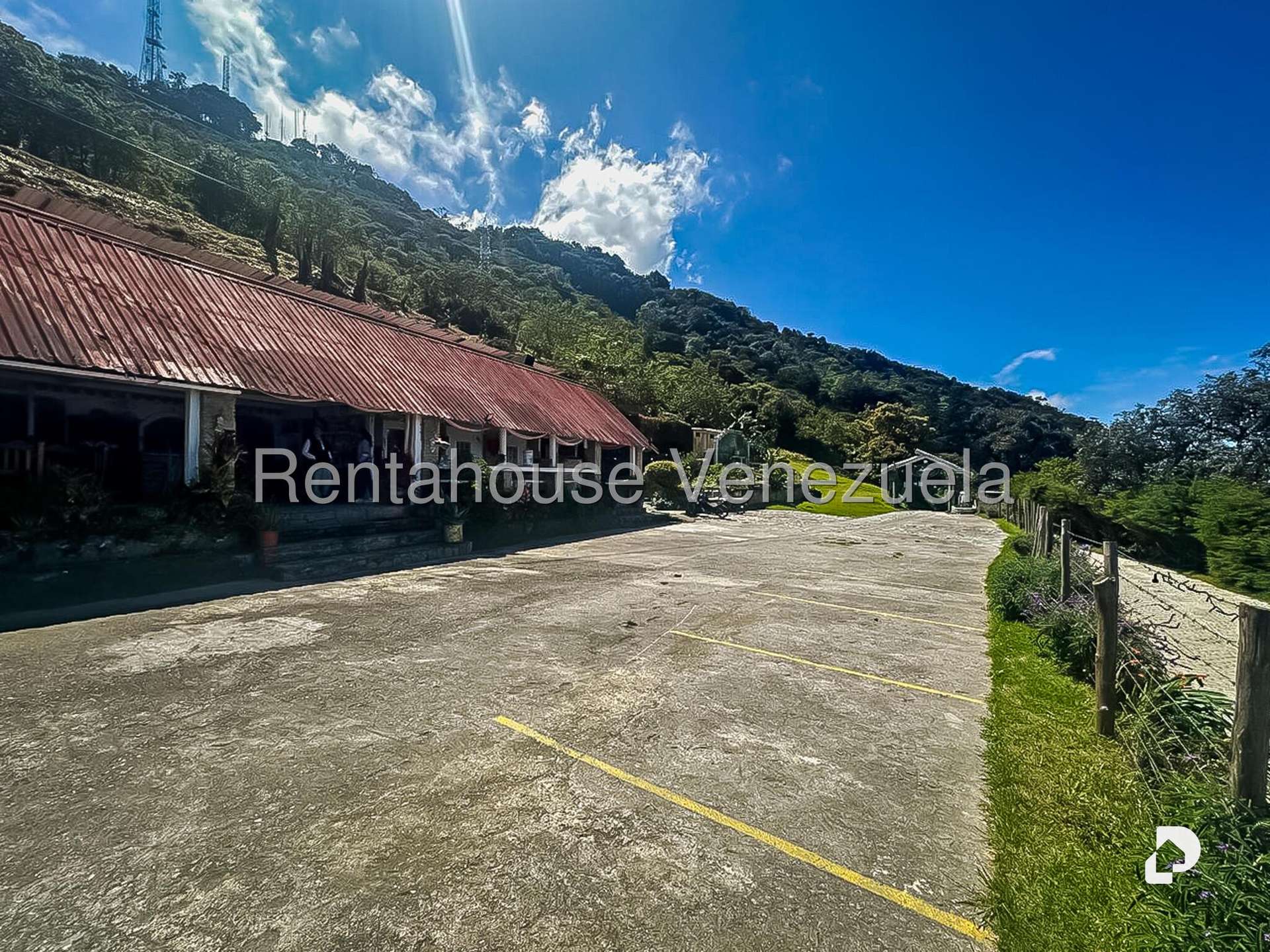 Local comercial en Galipan, Caracas – 16