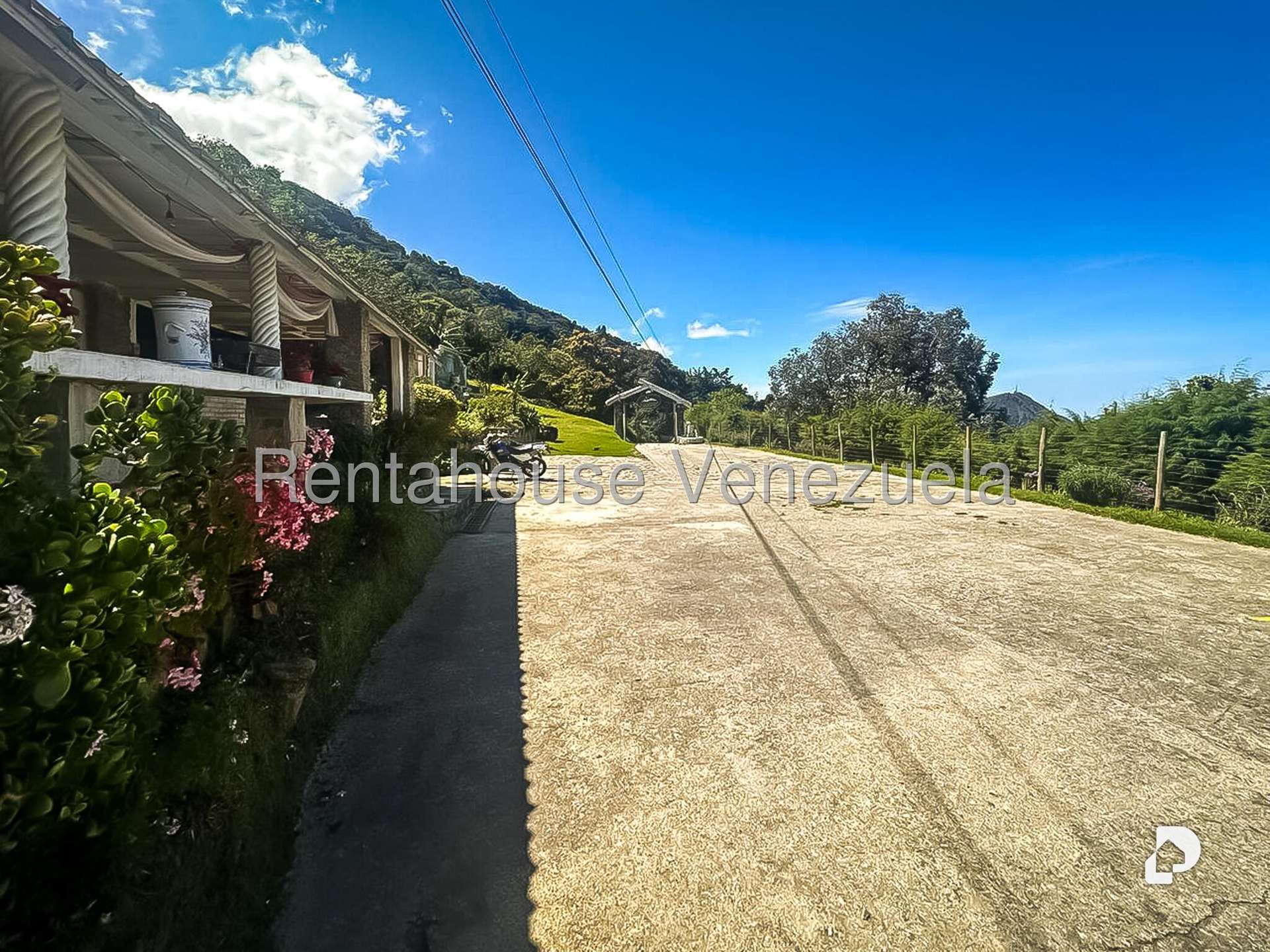 Local comercial en Galipan, Caracas – 17
