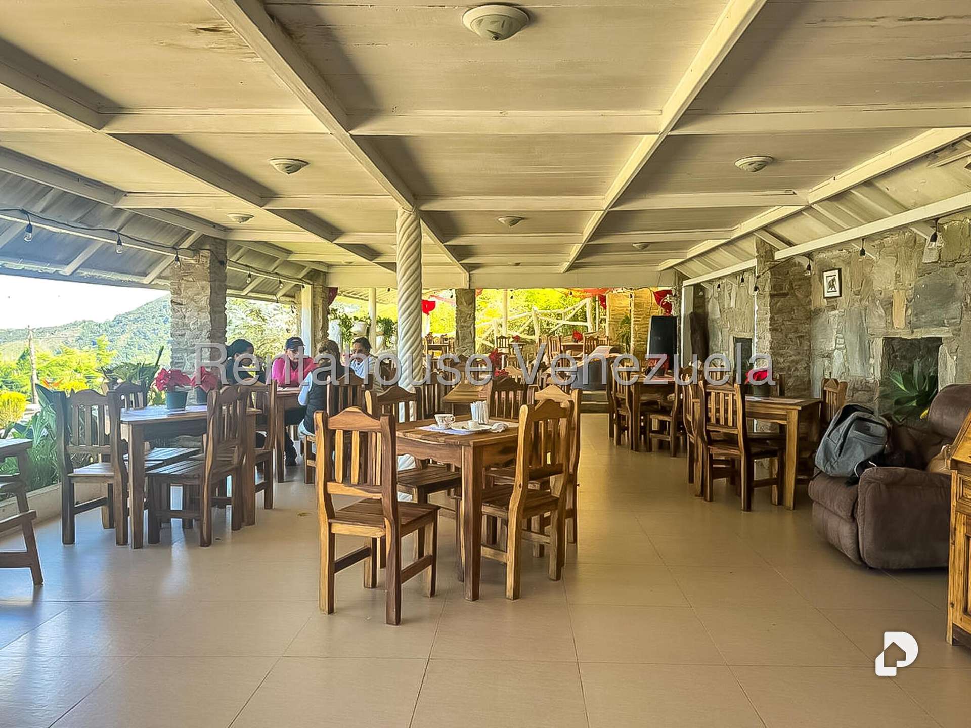 Local comercial en Galipan, Caracas – 10