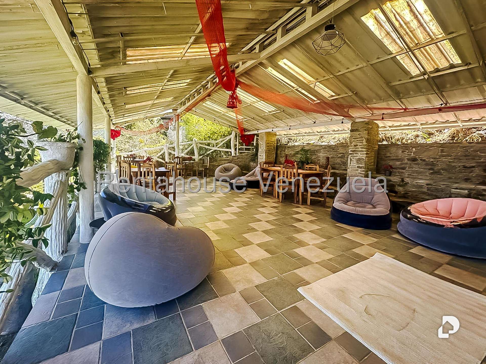 Local comercial en Galipan, Caracas – 5