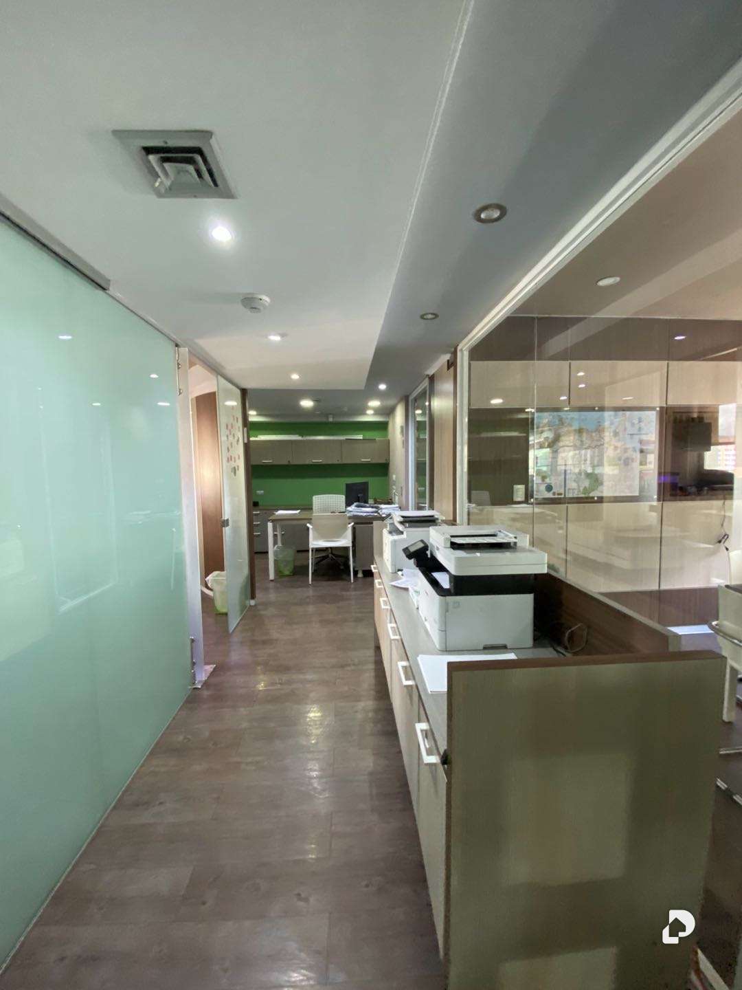 Office in Los Dos Caminos, Caracas – 5