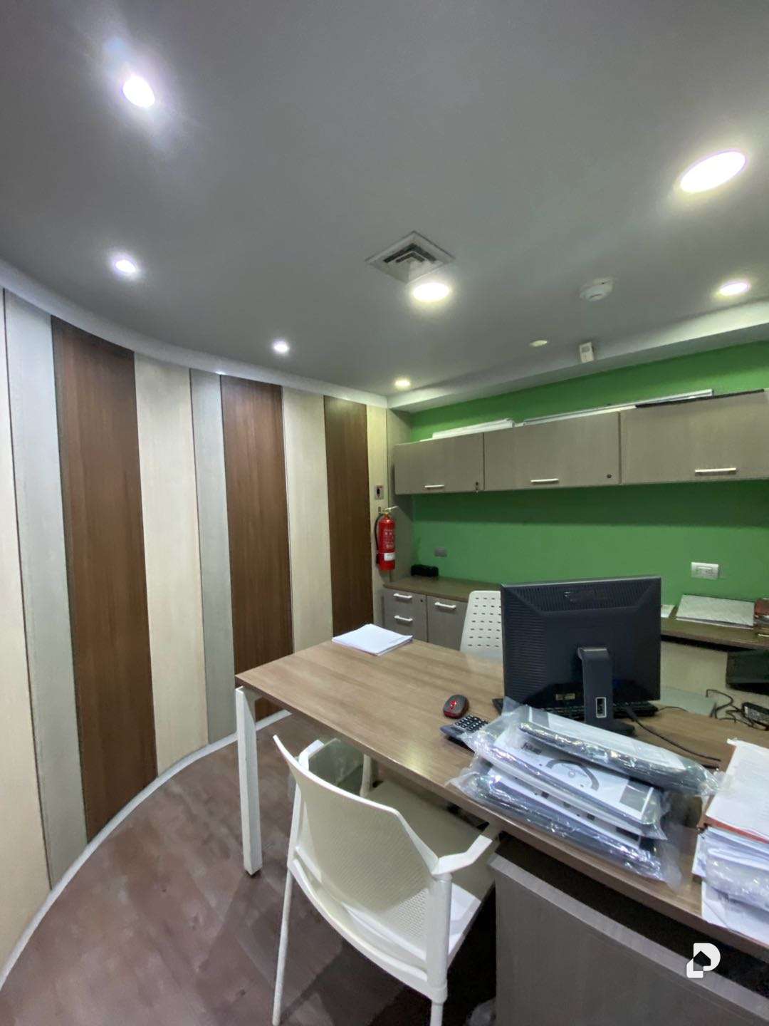 Office in Los Dos Caminos, Caracas – 12