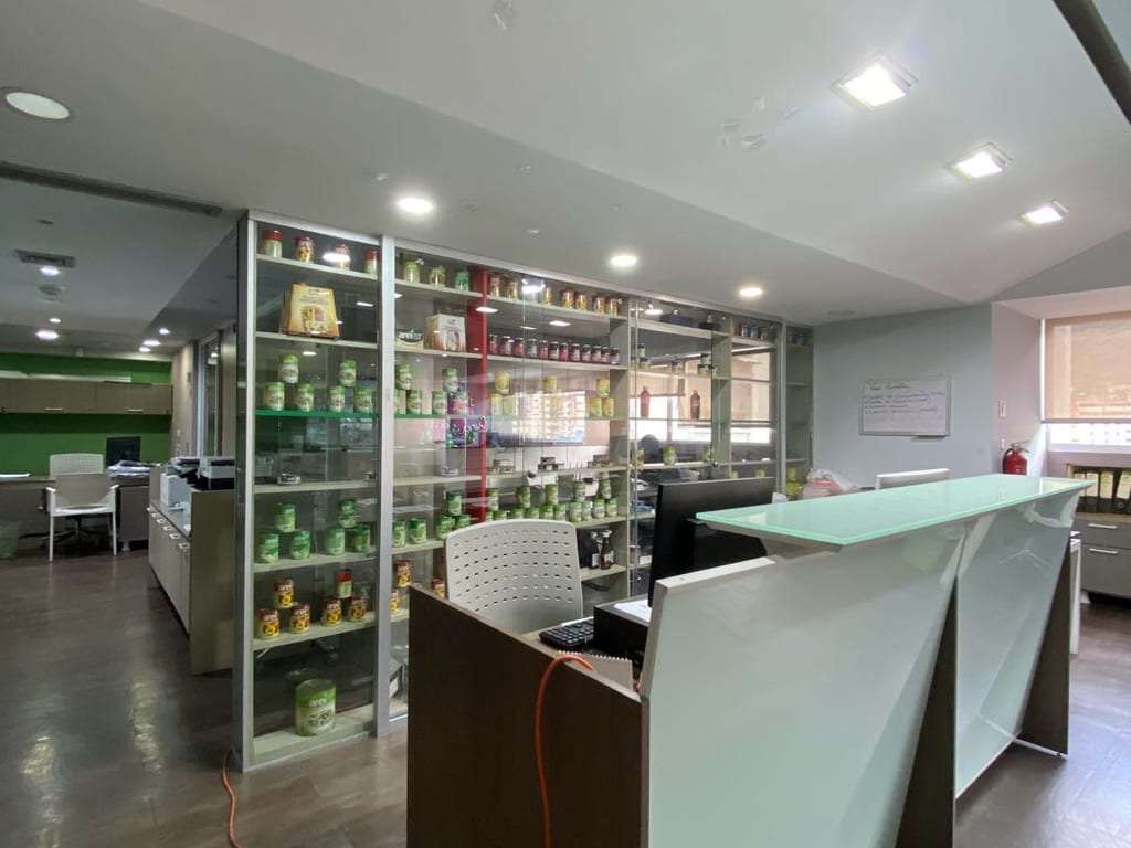 Office in Los Dos Caminos, Caracas - 1