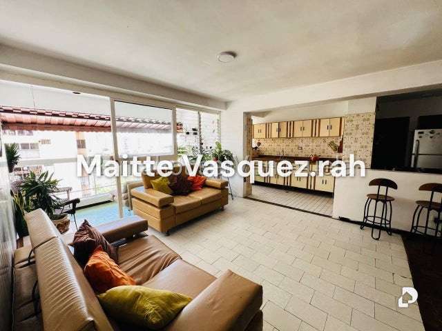 Apartamento en Urbanización El Centro, Maracay – 3