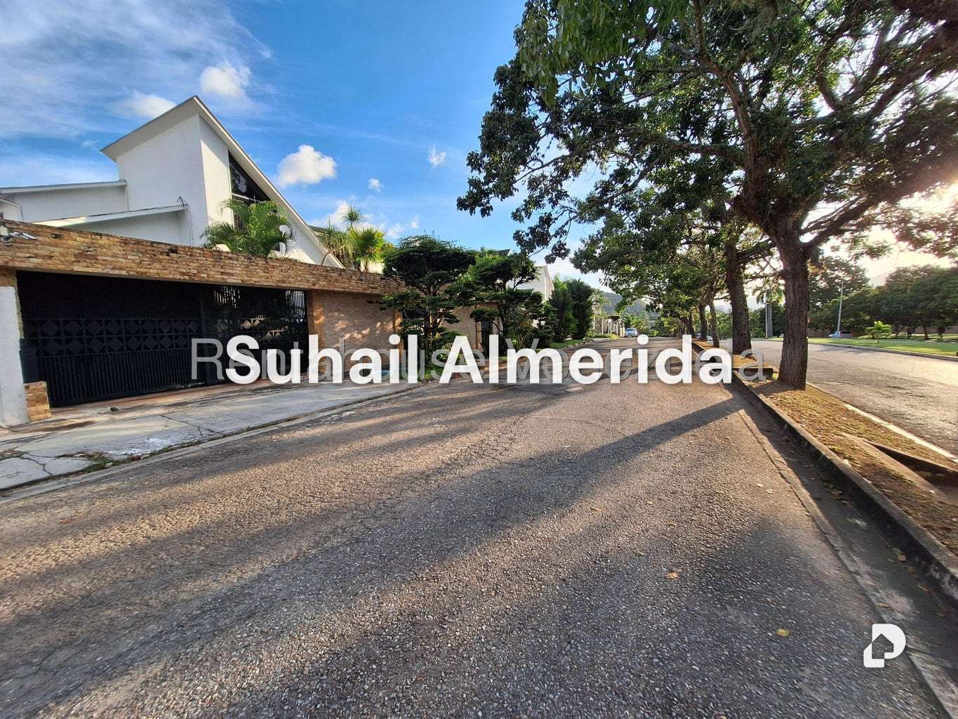 Casa en Altos de Guataparo, Valencia – 28