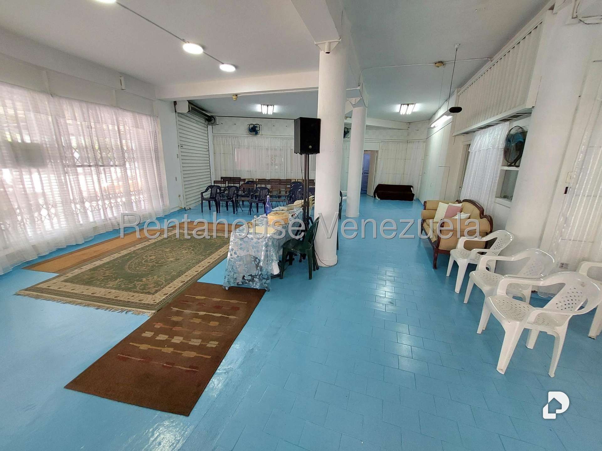 Local comercial en Bello Monte, Caracas – 9