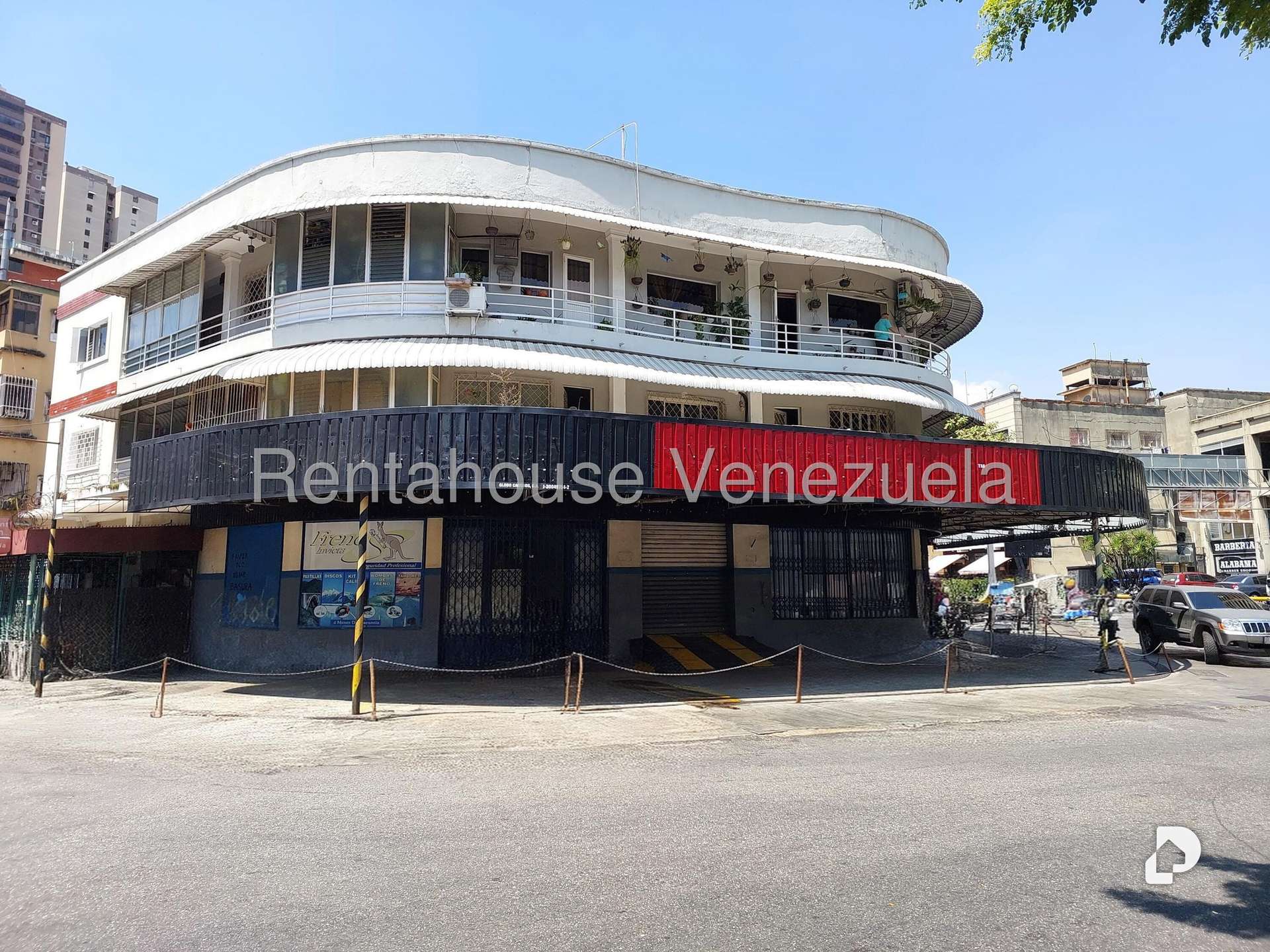 Local comercial en Bello Monte, Caracas – 1