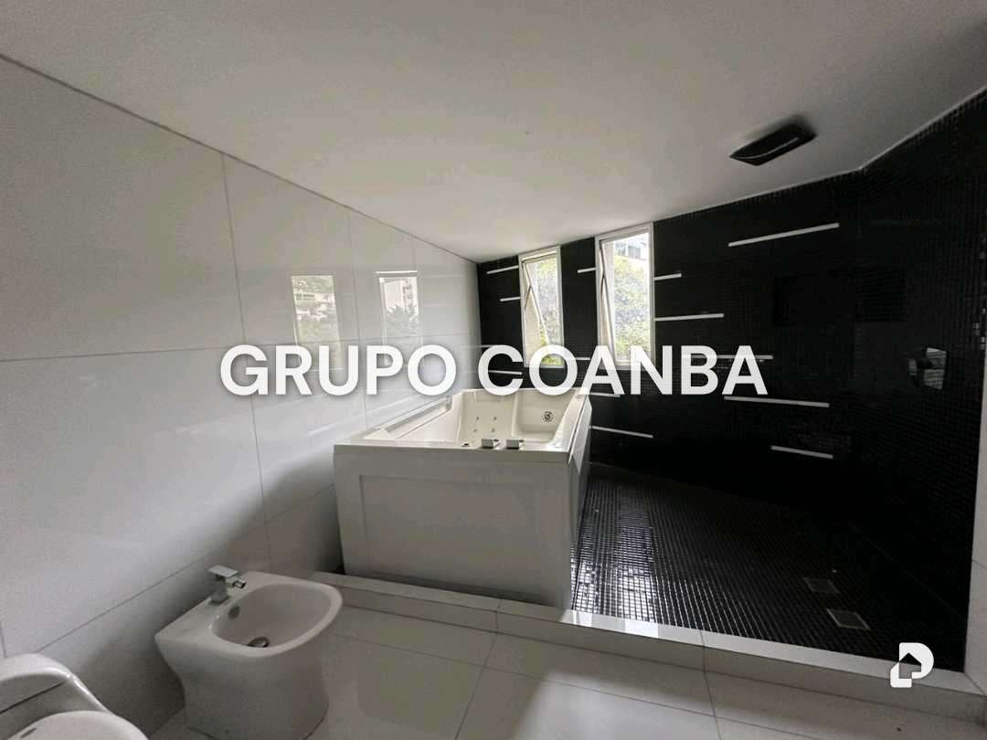 Apartamento en Lomas de Las Mercedes, Caracas – 10