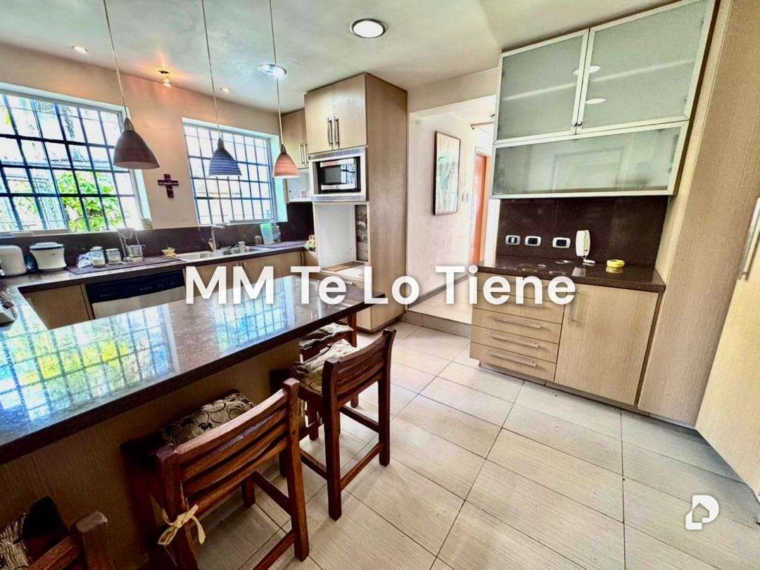 Terreno en Valle Arriba, Caracas – 12