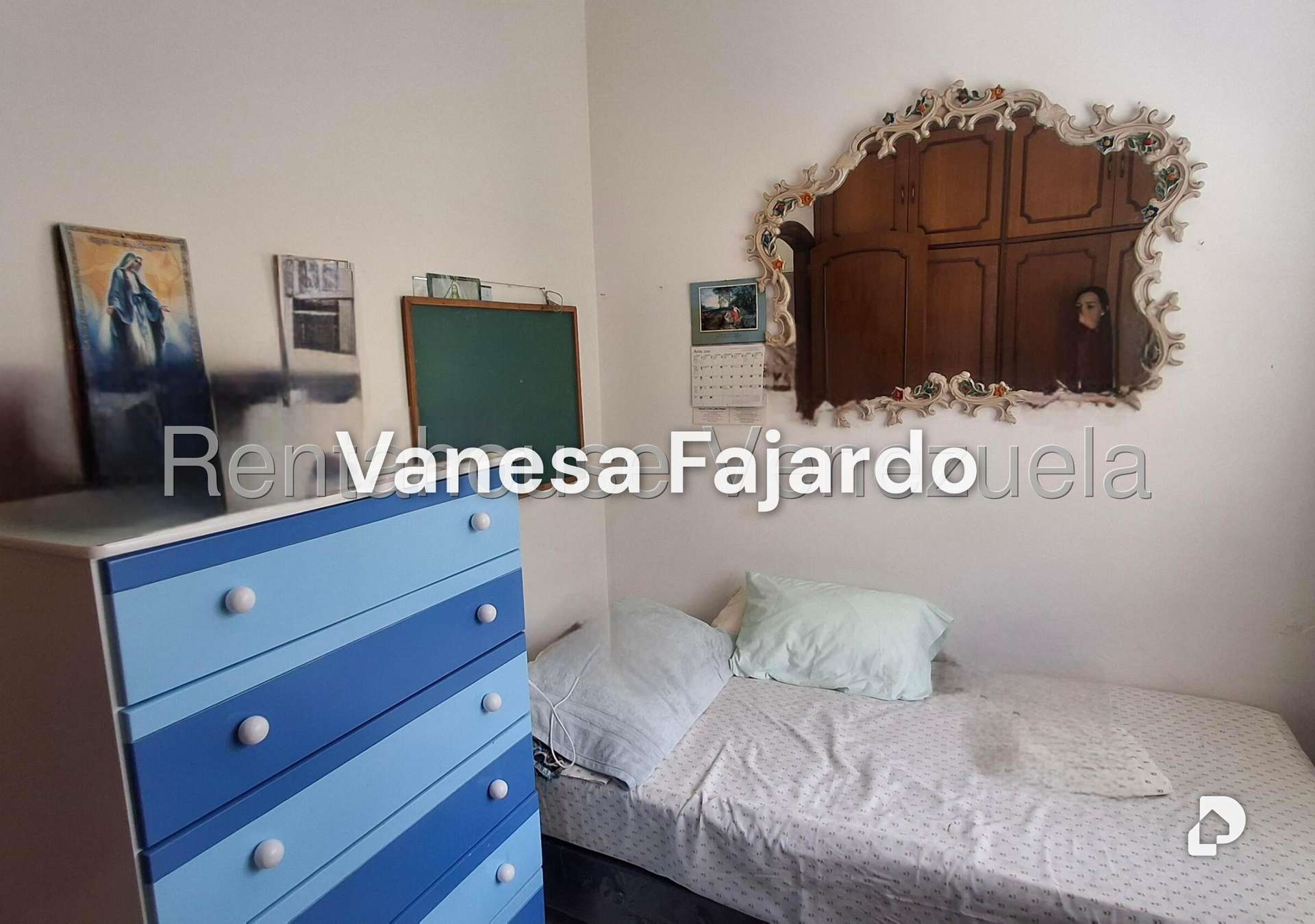 Casa en La Paz, Caracas – 28